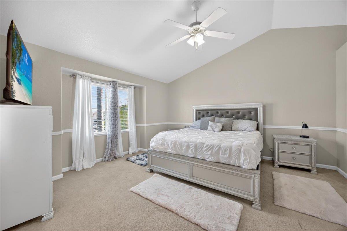 4122 W Fender Ave, Fresno, CA 93722
