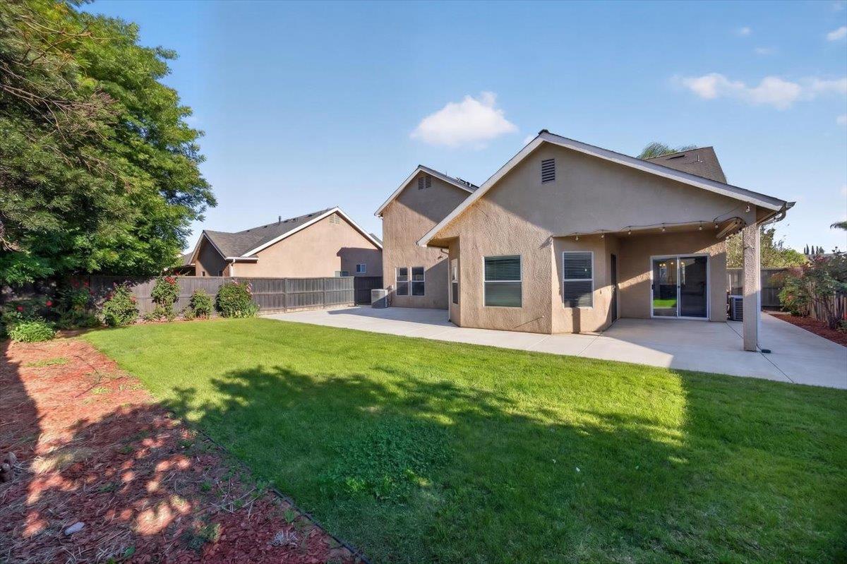 4122 W Fender Ave, Fresno, CA 93722