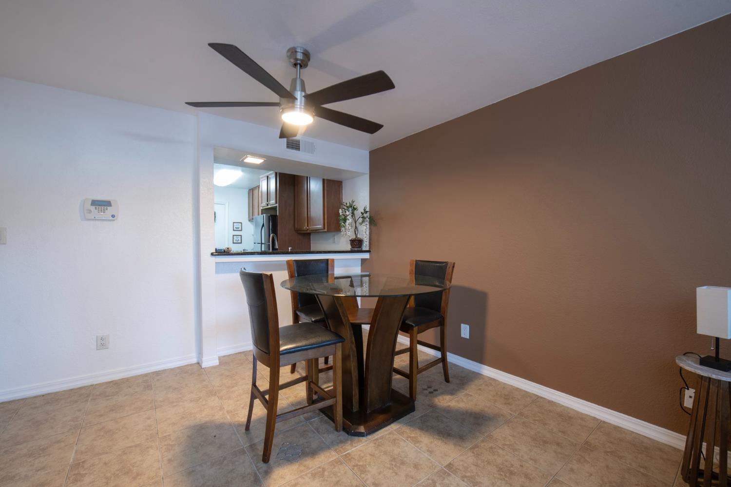 7166 N Fruit Ave #177, Fresno, CA 93711