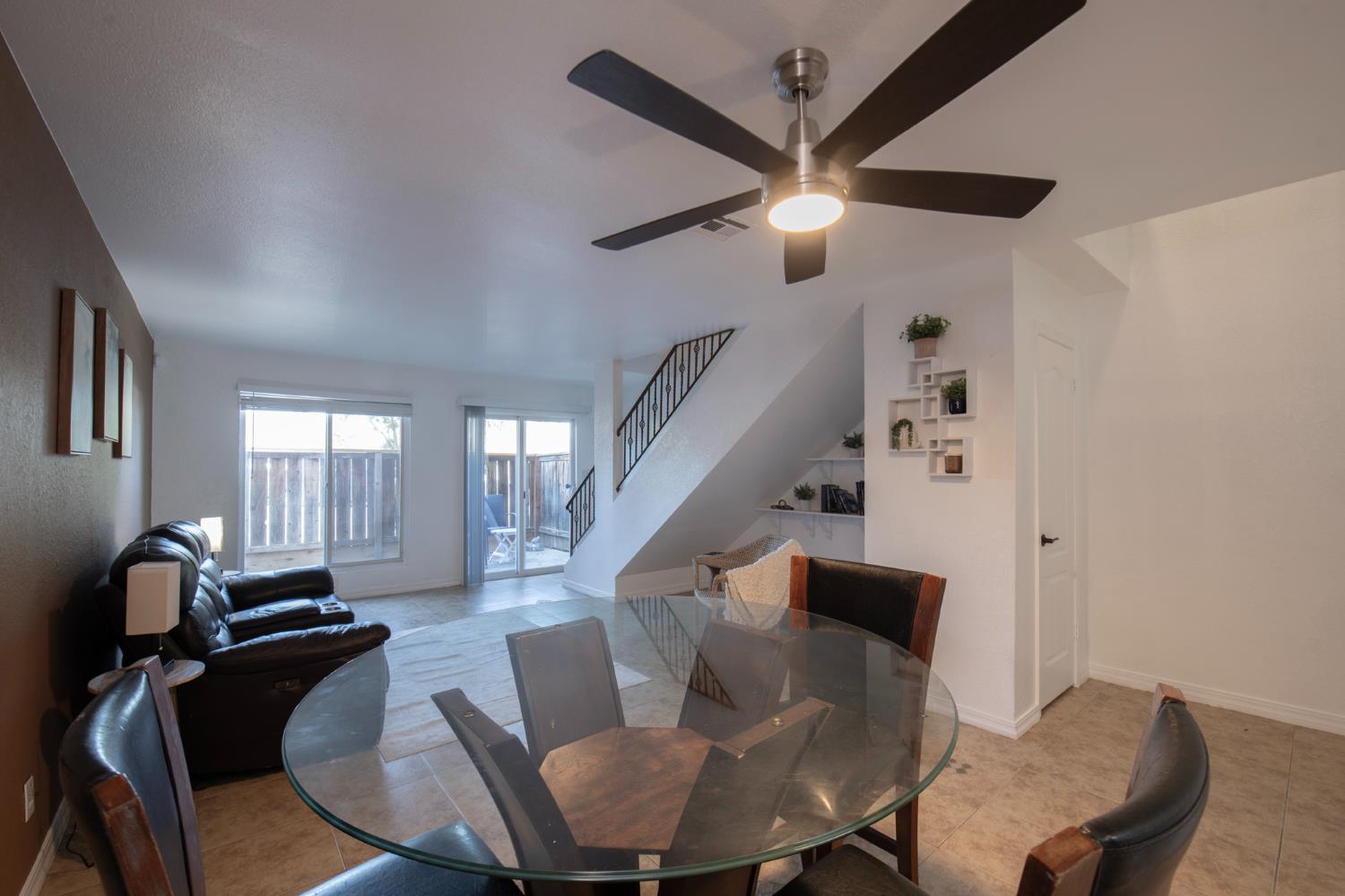 7166 N Fruit Ave #177, Fresno, CA 93711