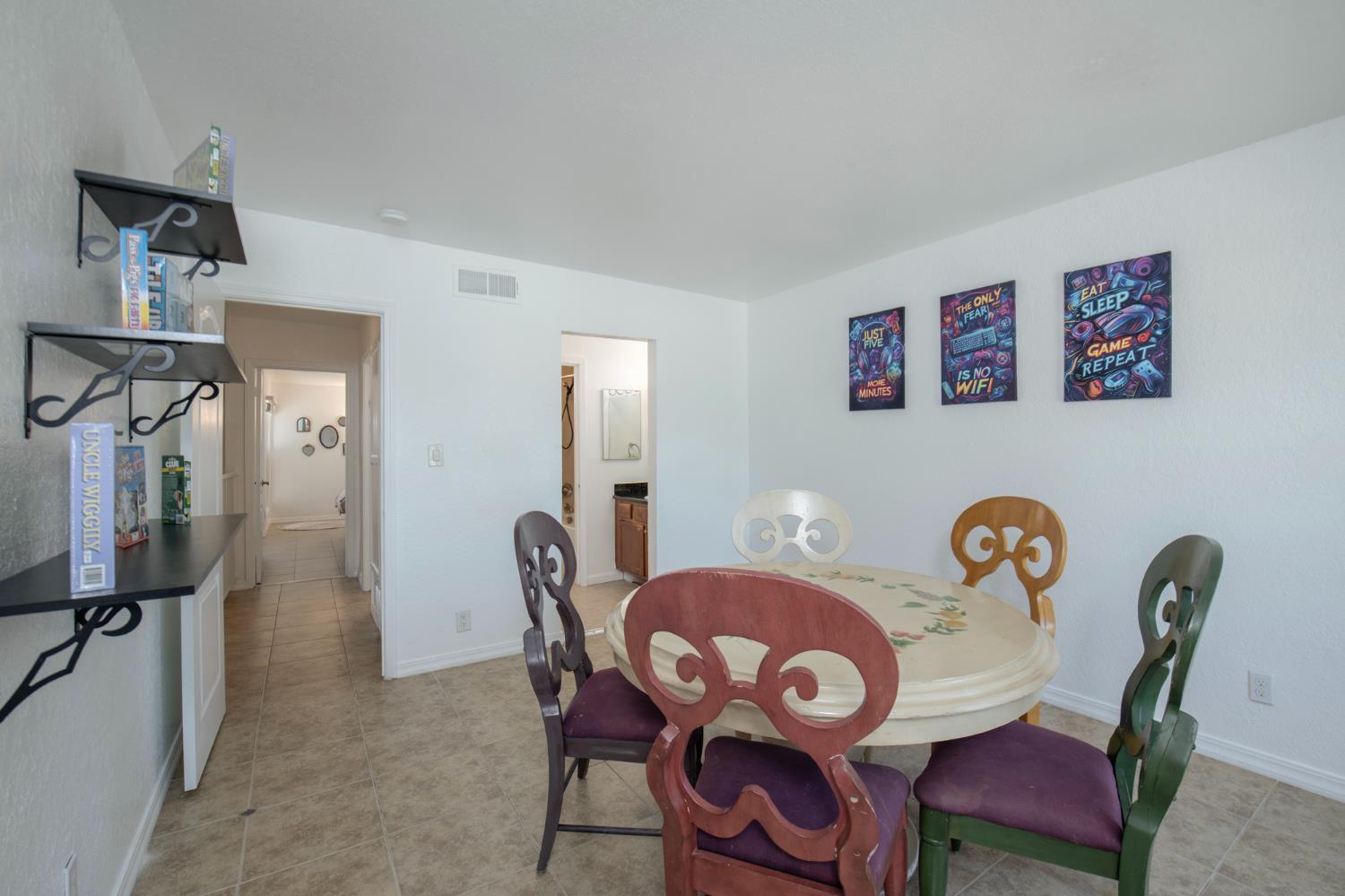 7166 N Fruit Ave #177, Fresno, CA 93711