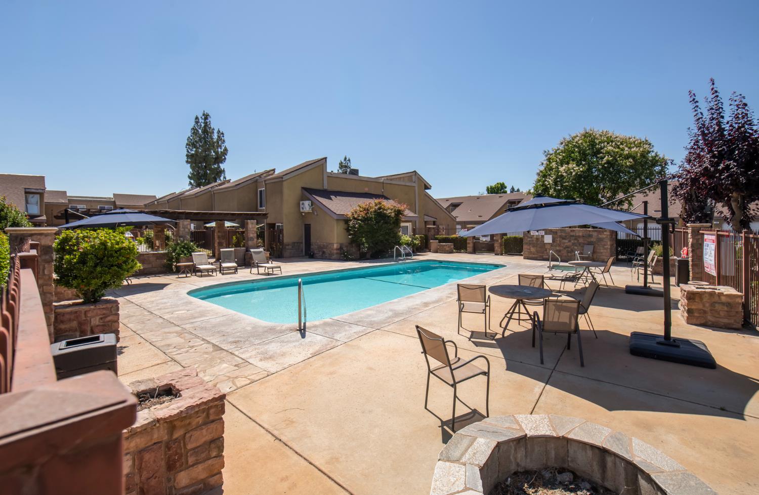 7166 N Fruit Ave #177, Fresno, CA 93711