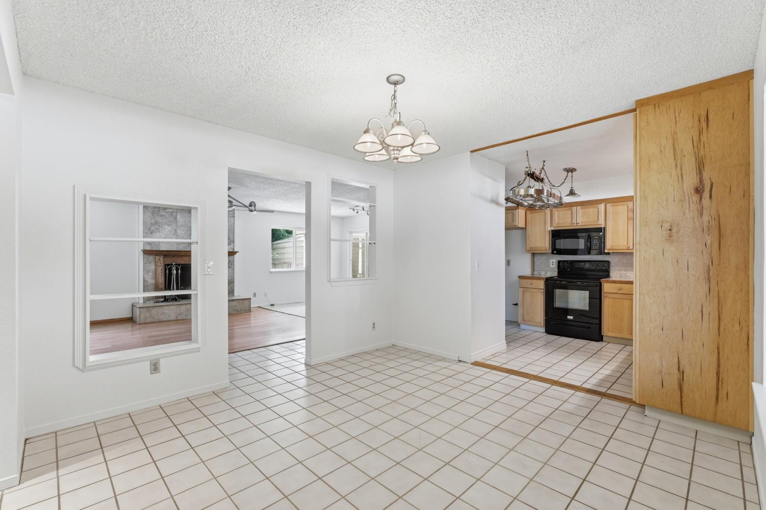 36358 Orange Grove Ave, Madera, CA 93636