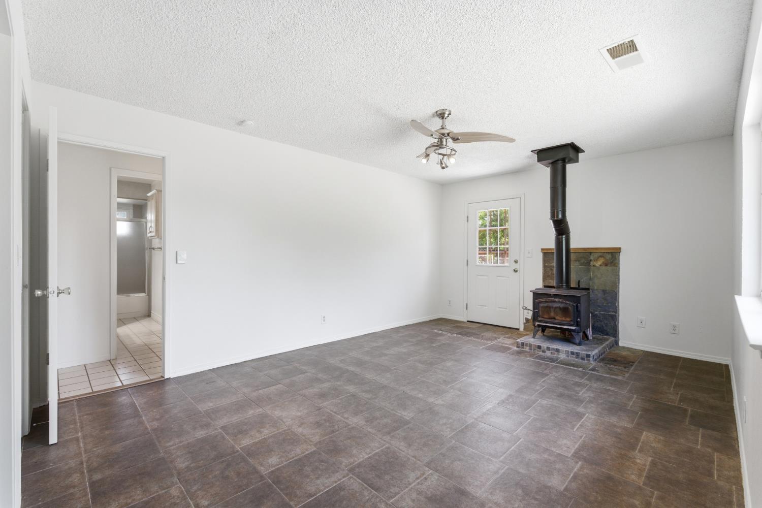 36358 Orange Grove Ave, Madera, CA 93636