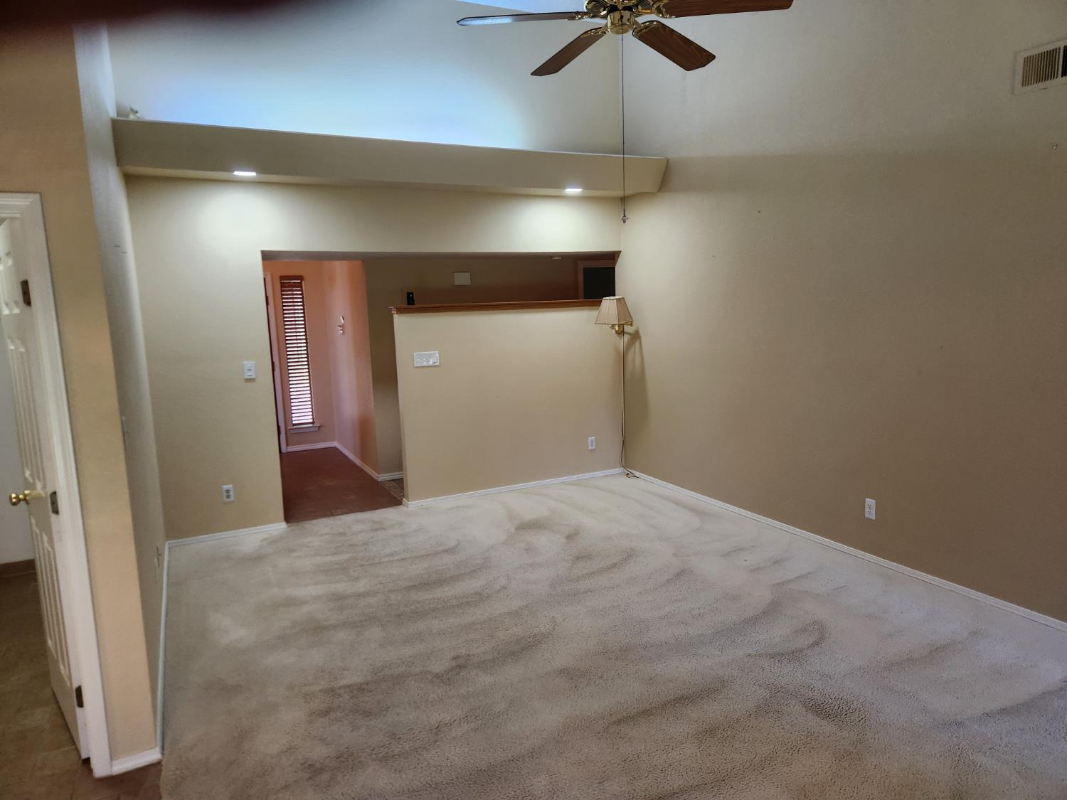 6502 N Delbert Ave, Fresno, CA 93722