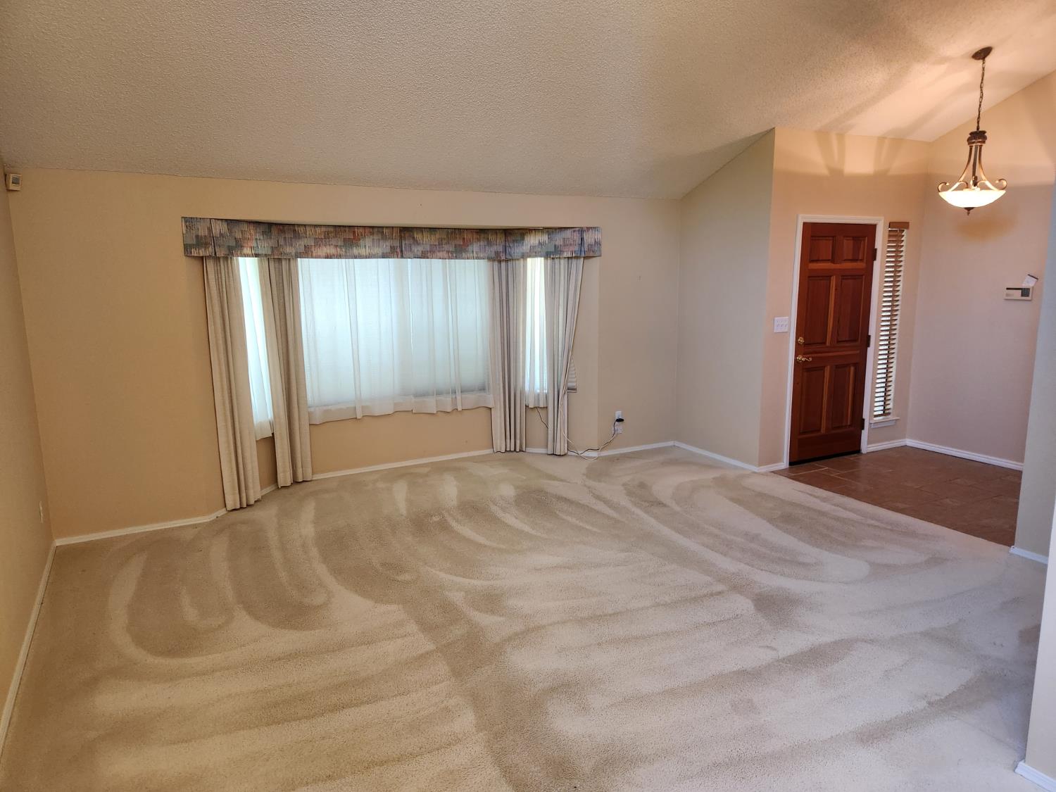 6502 N Delbert Ave, Fresno, CA 93722