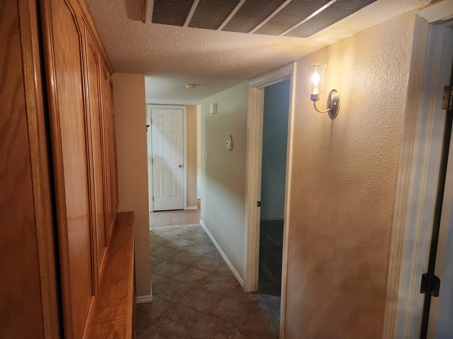 6502 N Delbert Ave, Fresno, CA 93722