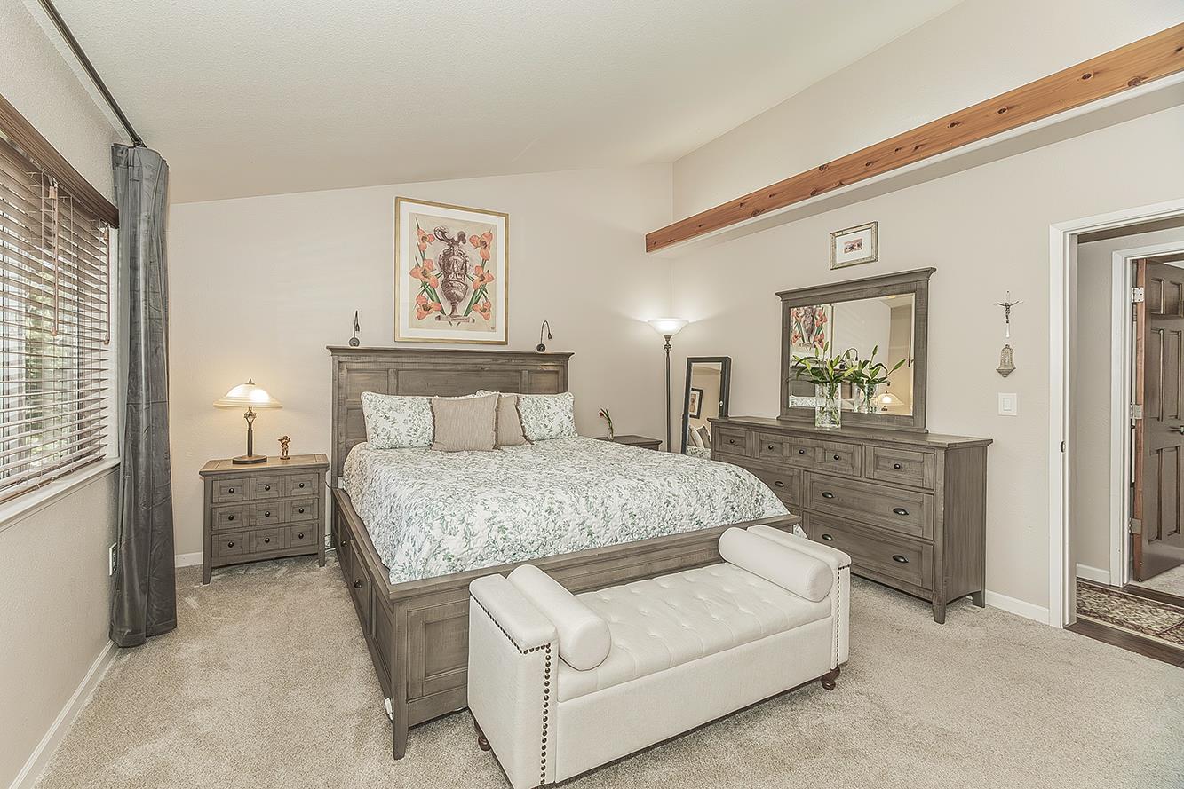 40975 Cold Springs Ln, Shaver Lake, CA 93664