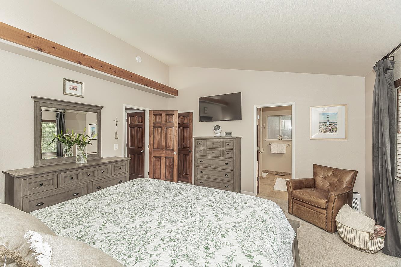 40975 Cold Springs Ln, Shaver Lake, CA 93664
