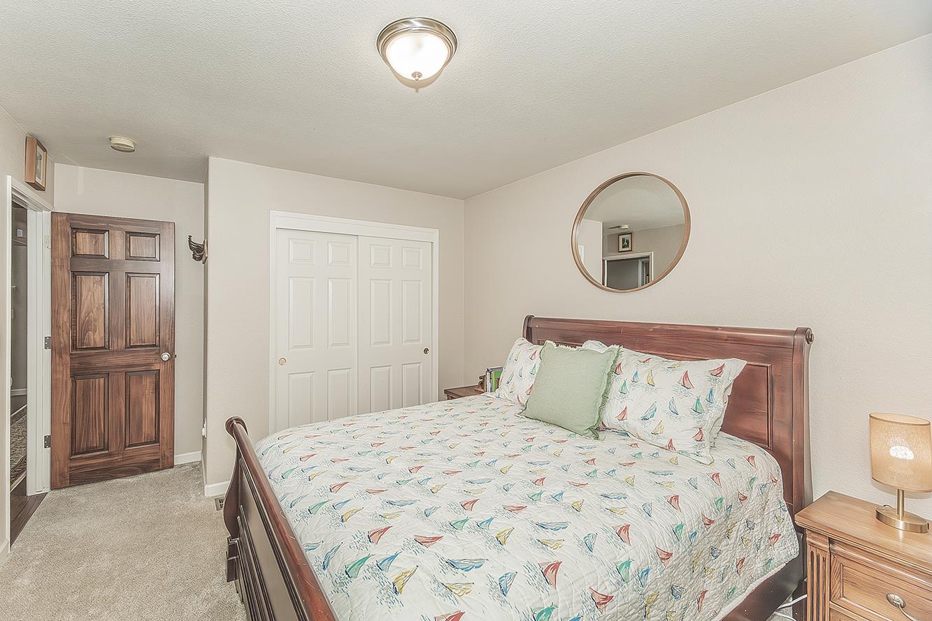 40975 Cold Springs Ln, Shaver Lake, CA 93664