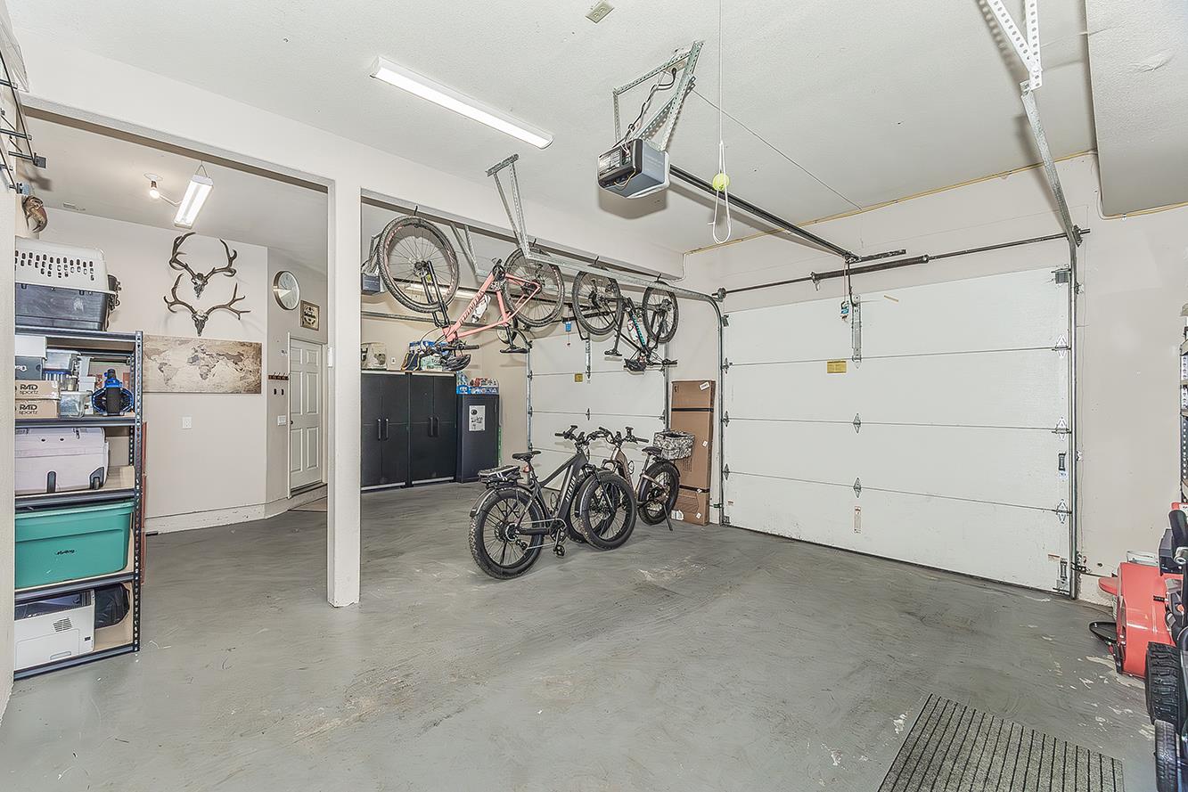 40975 Cold Springs Ln, Shaver Lake, CA 93664