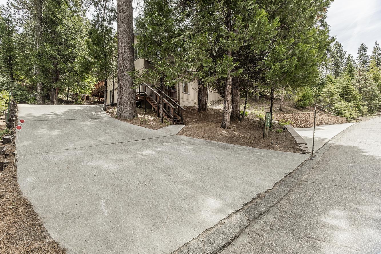 40975 Cold Springs Ln, Shaver Lake, CA 93664