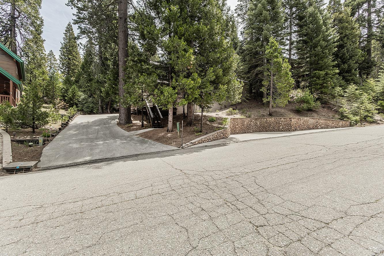 40975 Cold Springs Ln, Shaver Lake, CA 93664