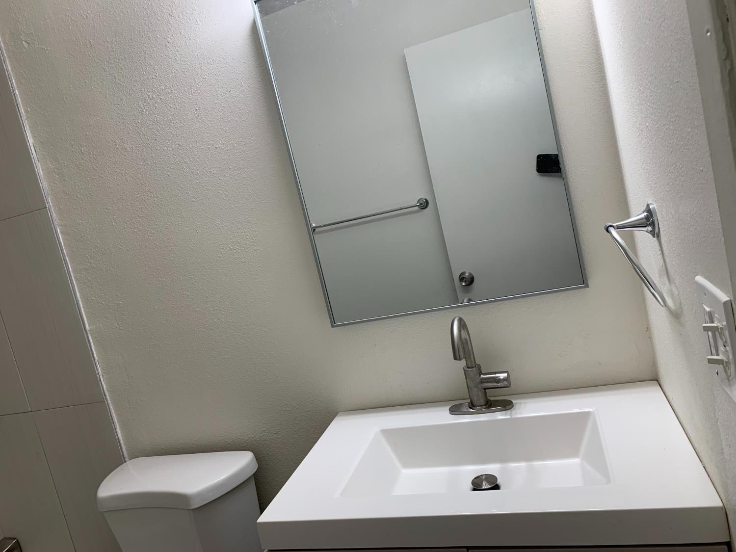 446 N Maple Ave, Fresno, CA 93702
