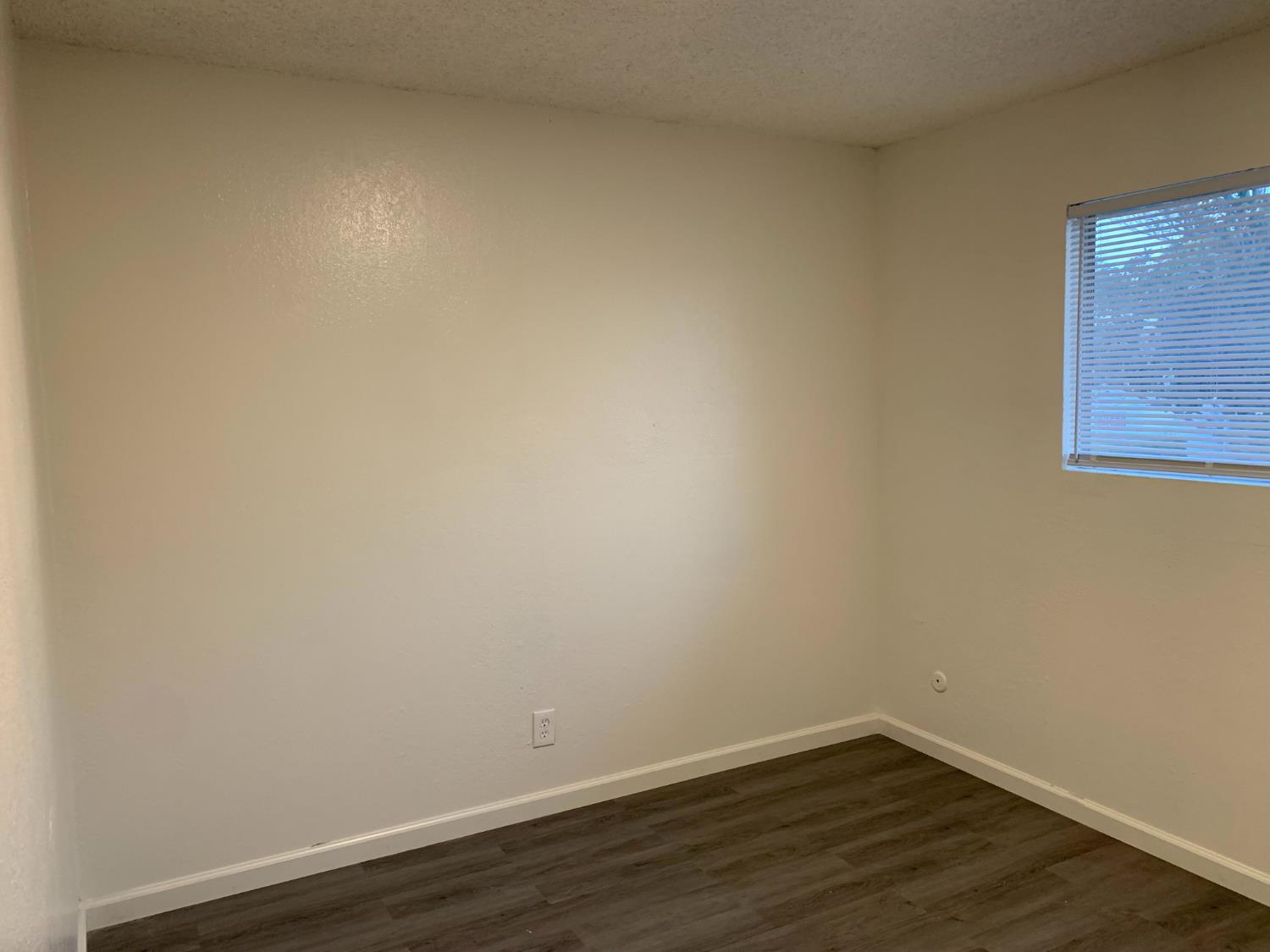 446 N Maple Ave, Fresno, CA 93702