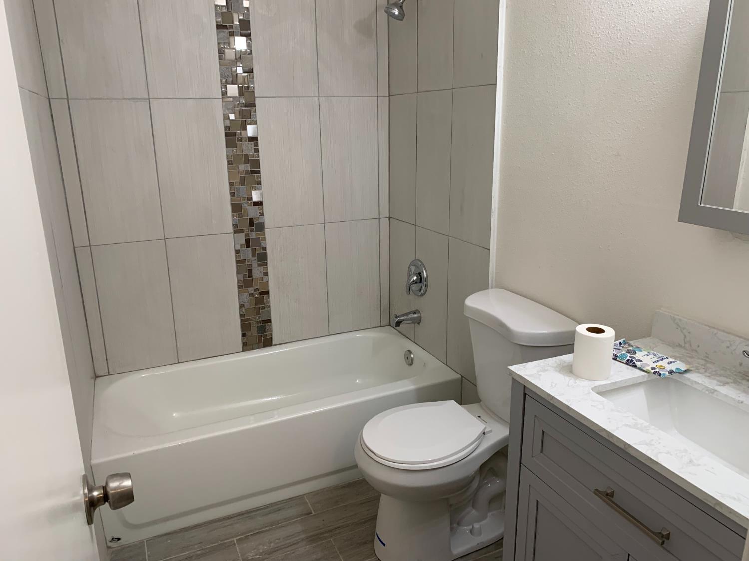 446 N Maple Ave, Fresno, CA 93702