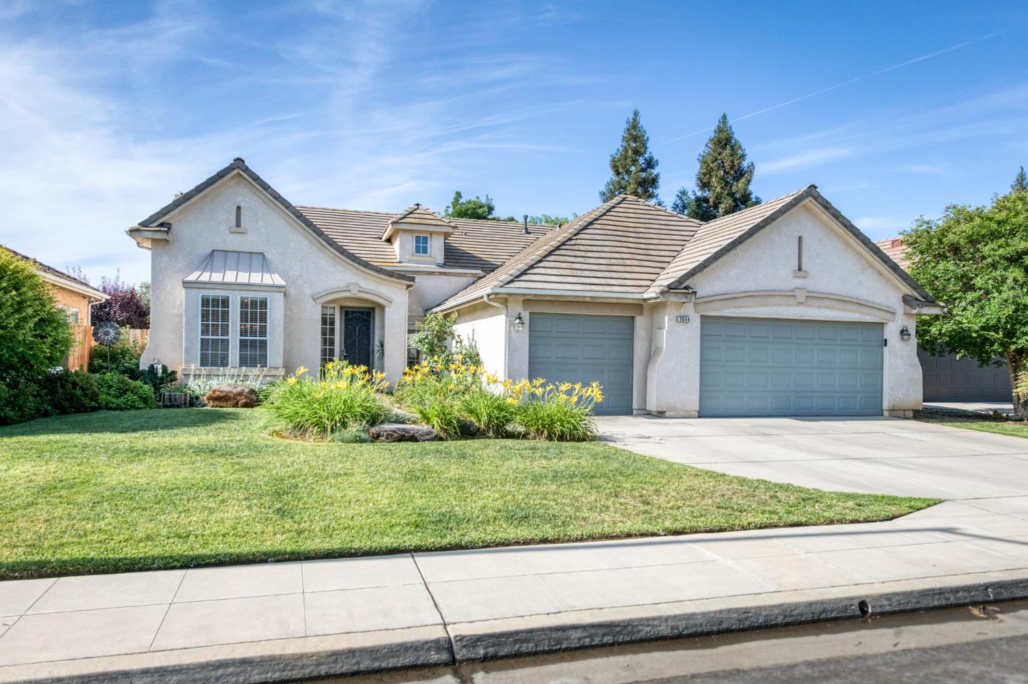 2644 Bellaire Ave, Clovis, CA 93611