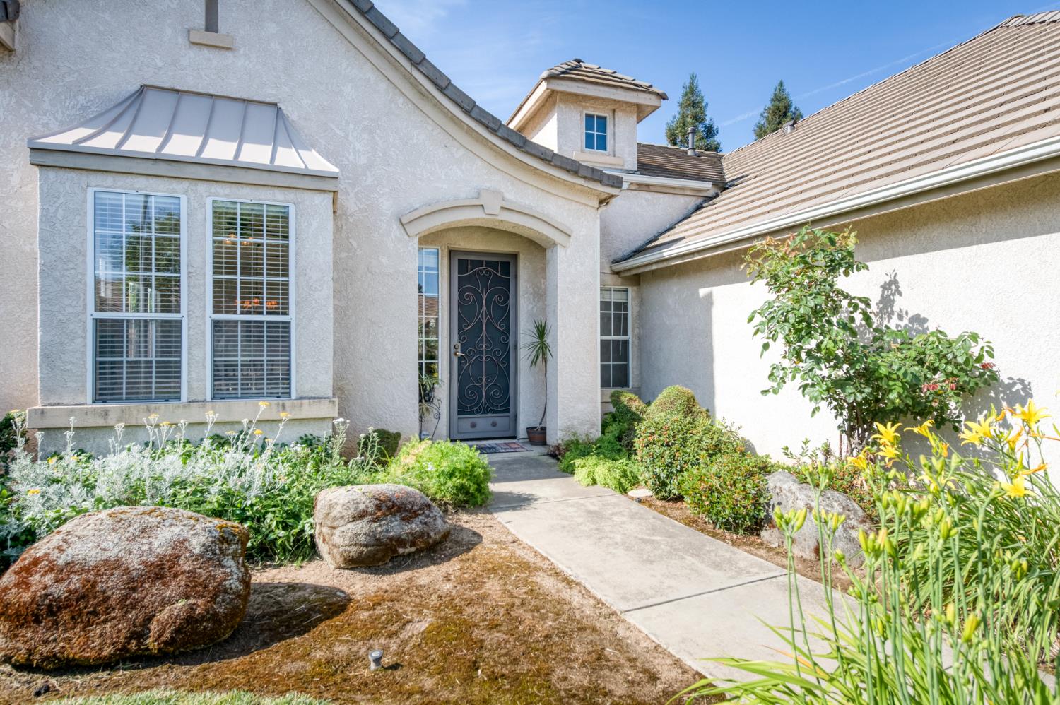 2644 Bellaire Ave, Clovis, CA 93611