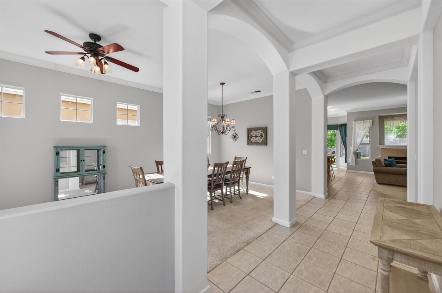 2644 Bellaire Ave, Clovis, CA 93611