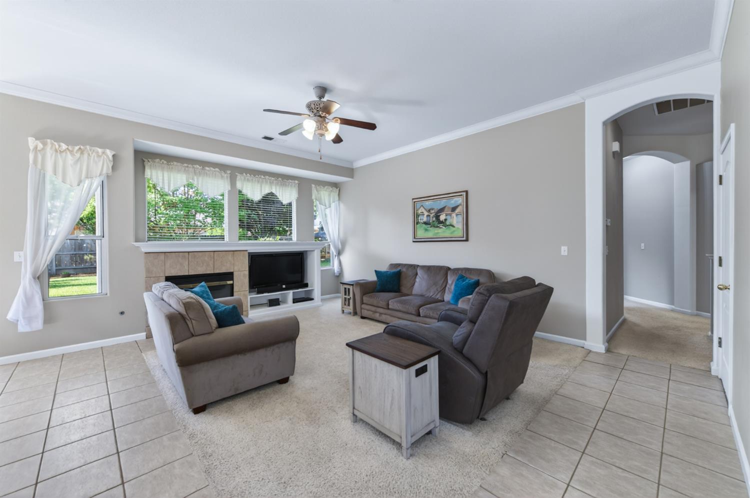 2644 Bellaire Ave, Clovis, CA 93611