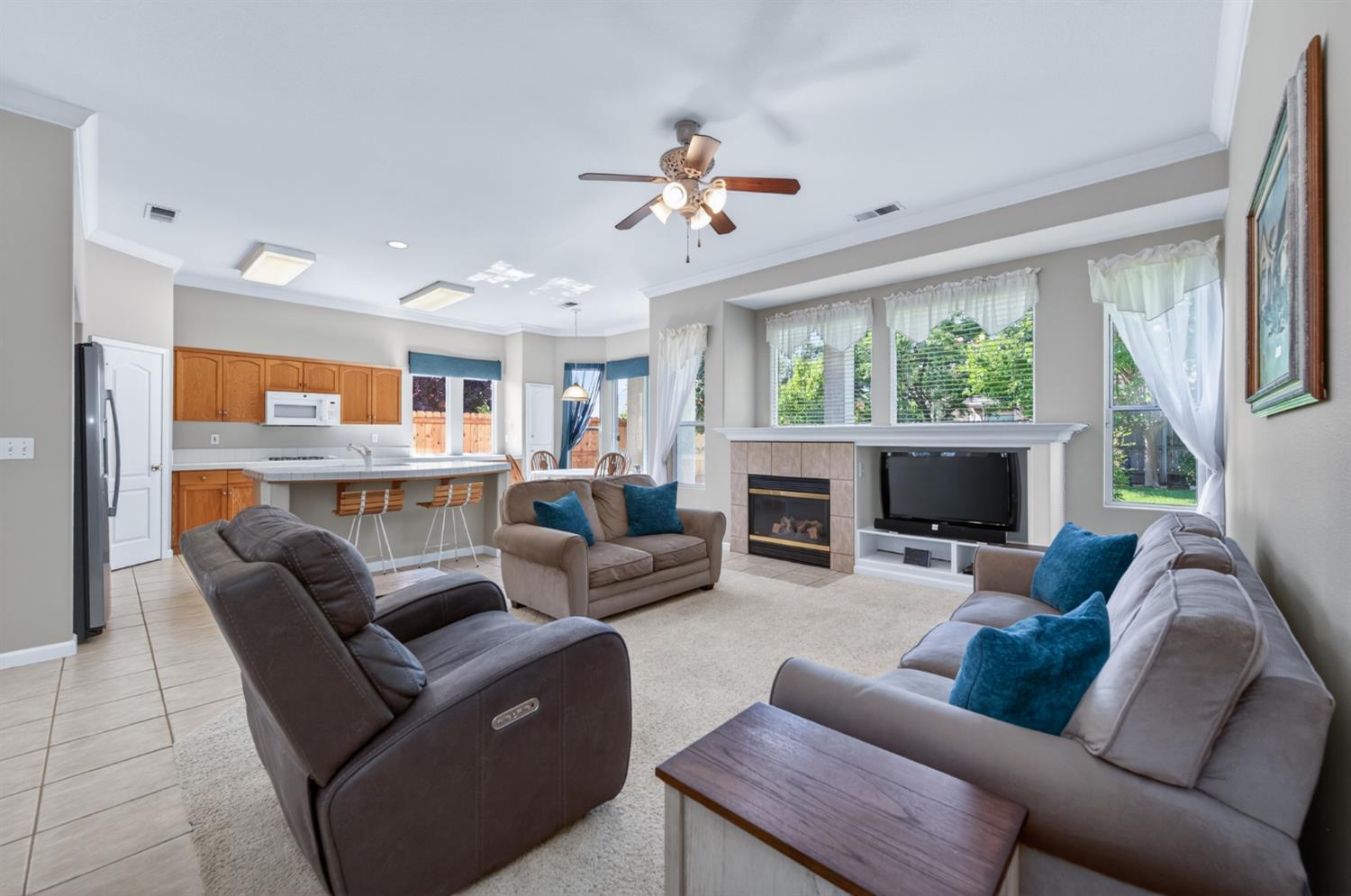 2644 Bellaire Ave, Clovis, CA 93611