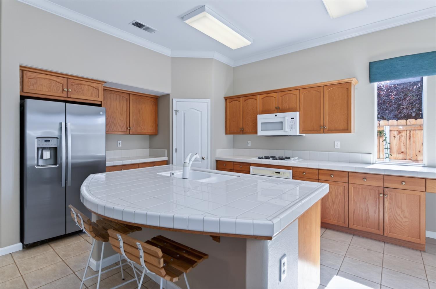 2644 Bellaire Ave, Clovis, CA 93611