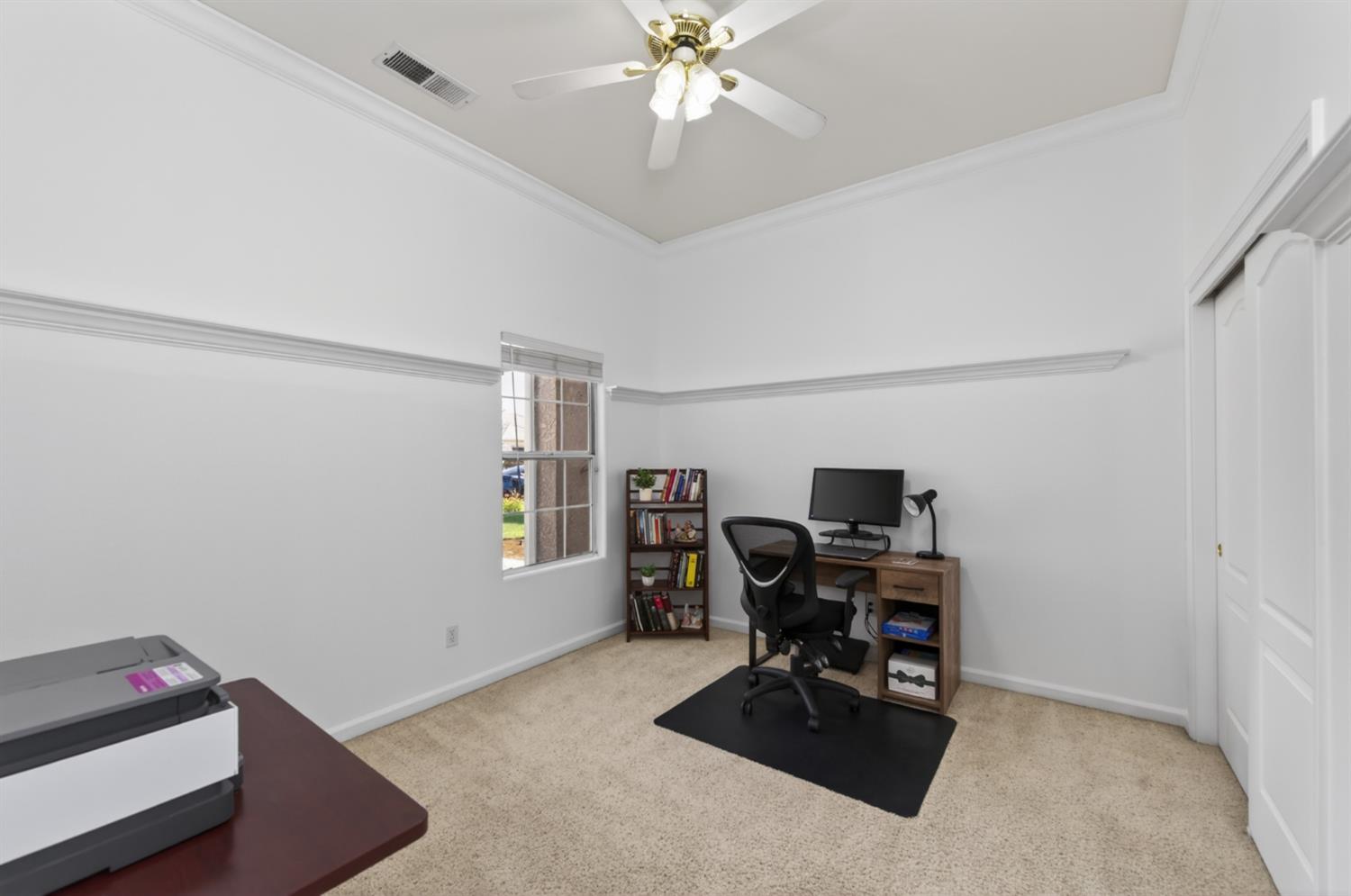 2644 Bellaire Ave, Clovis, CA 93611