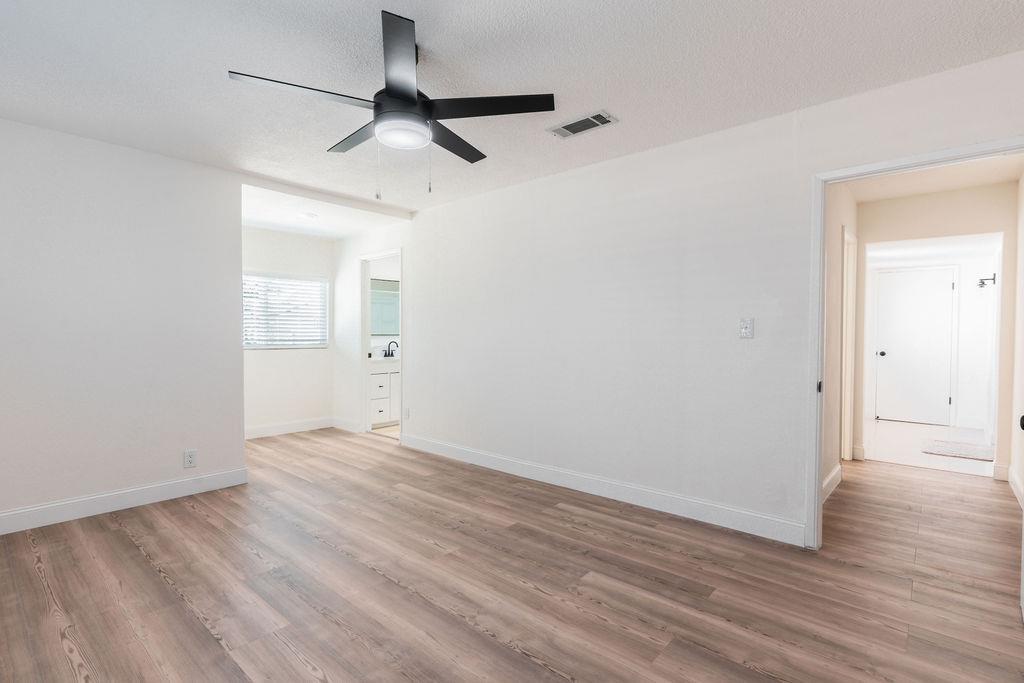 974 W Fairmont, Clovis, CA 93612
