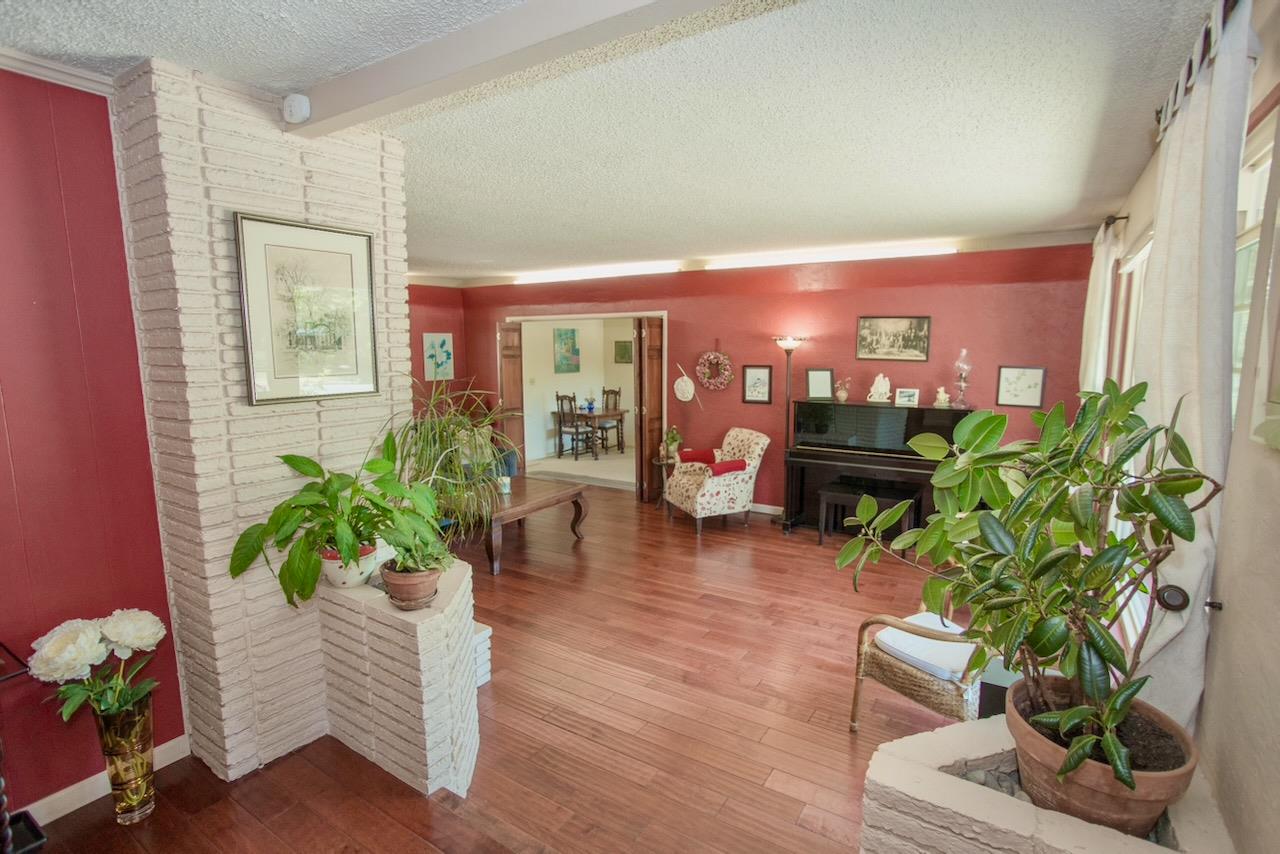 294 San Bruno Ave, Fresno, CA 93704