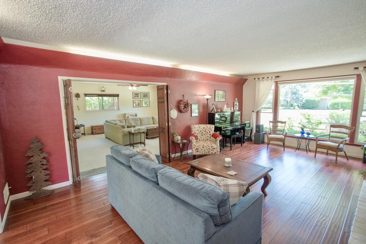 294 San Bruno Ave, Fresno, CA 93704