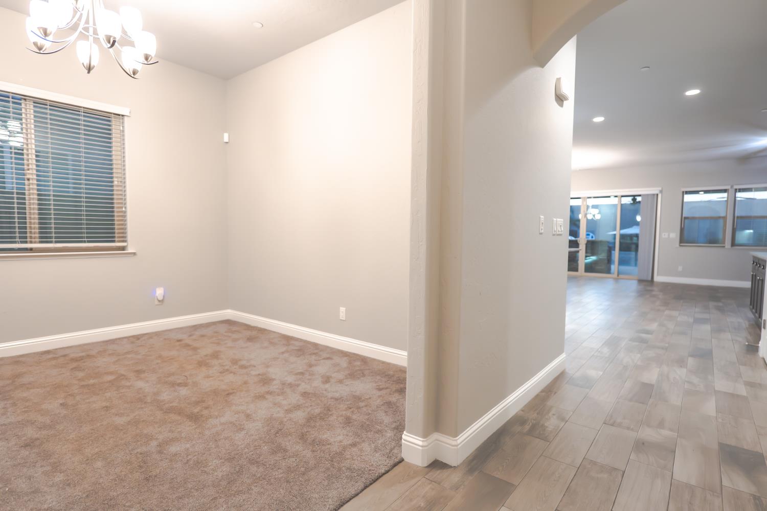 6638 W Kadota Ave, Fresno, CA 93723