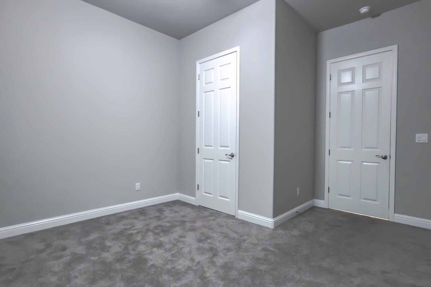 6638 W Kadota Ave, Fresno, CA 93723