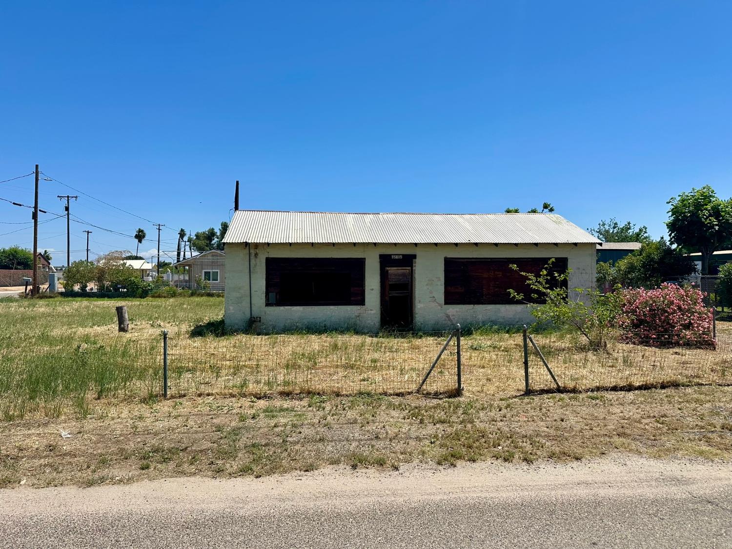 15685 Watson, Madera, CA 93638