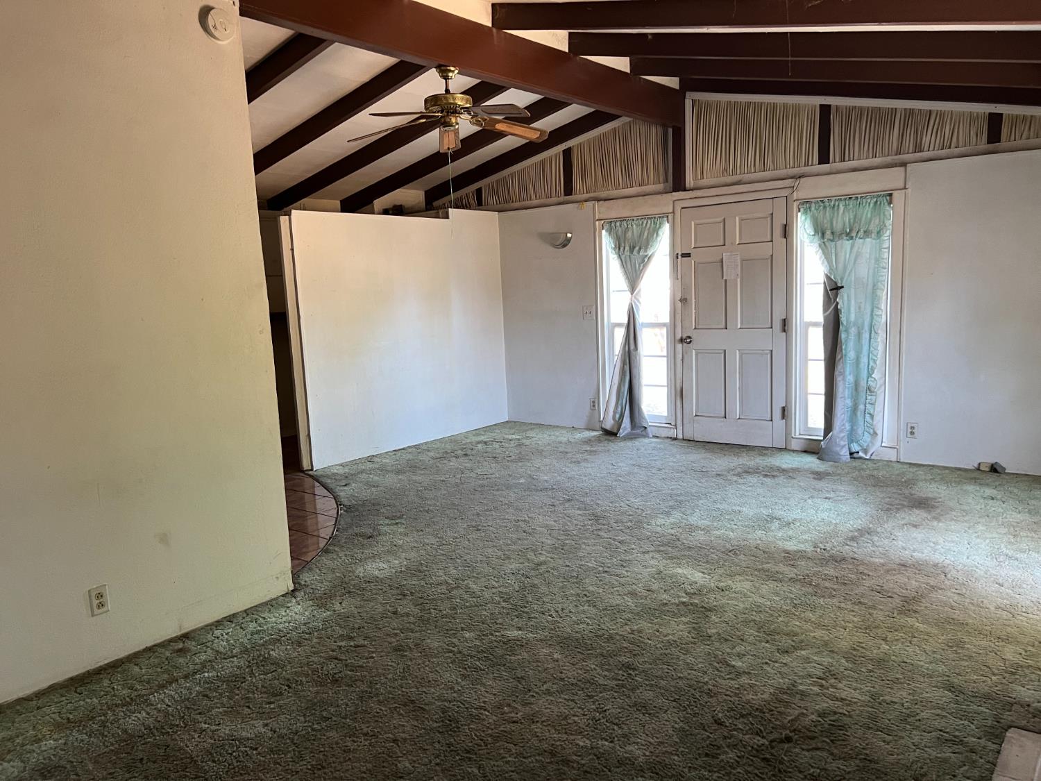 3988 N Fresno St, Fresno, CA 93726