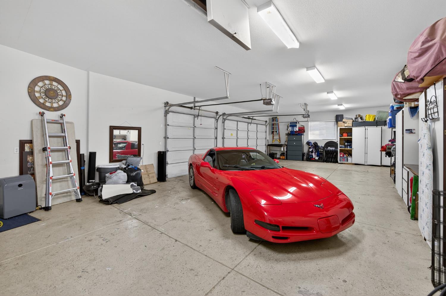 1303 Jordan Ave, Clovis, CA 93611