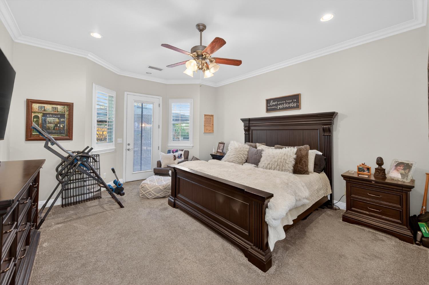 1303 Jordan Ave, Clovis, CA 93611