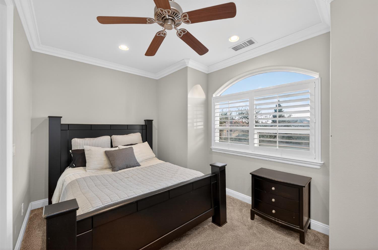 1303 Jordan Ave, Clovis, CA 93611