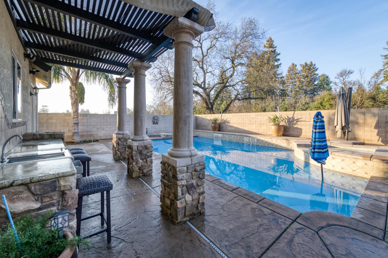 1303 Jordan Ave, Clovis, CA 93611