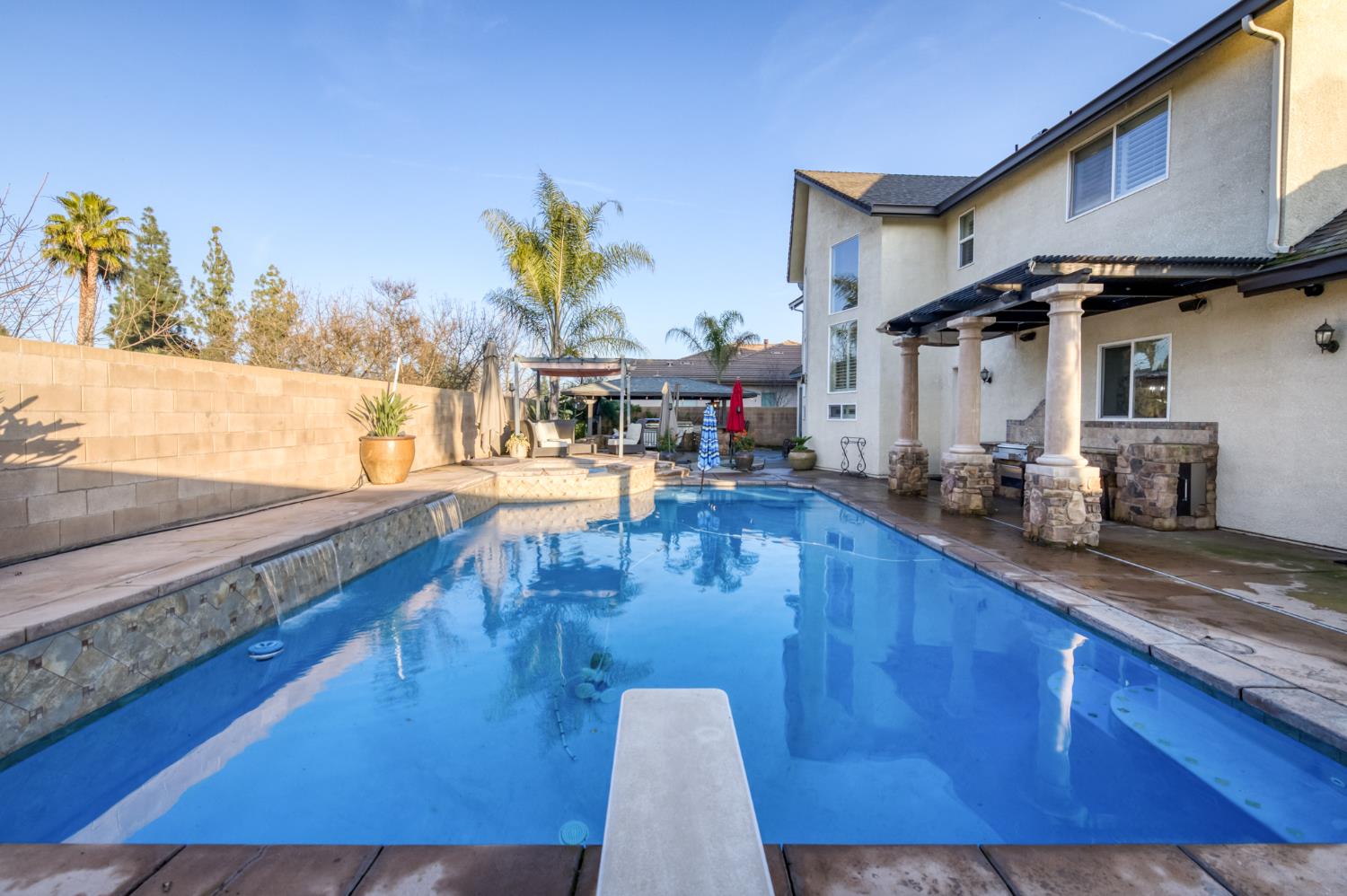 1303 Jordan Ave, Clovis, CA 93611