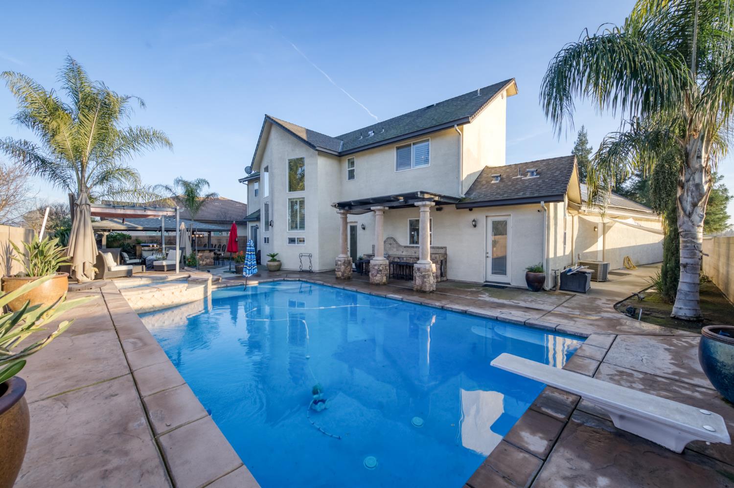 1303 Jordan Ave, Clovis, CA 93611
