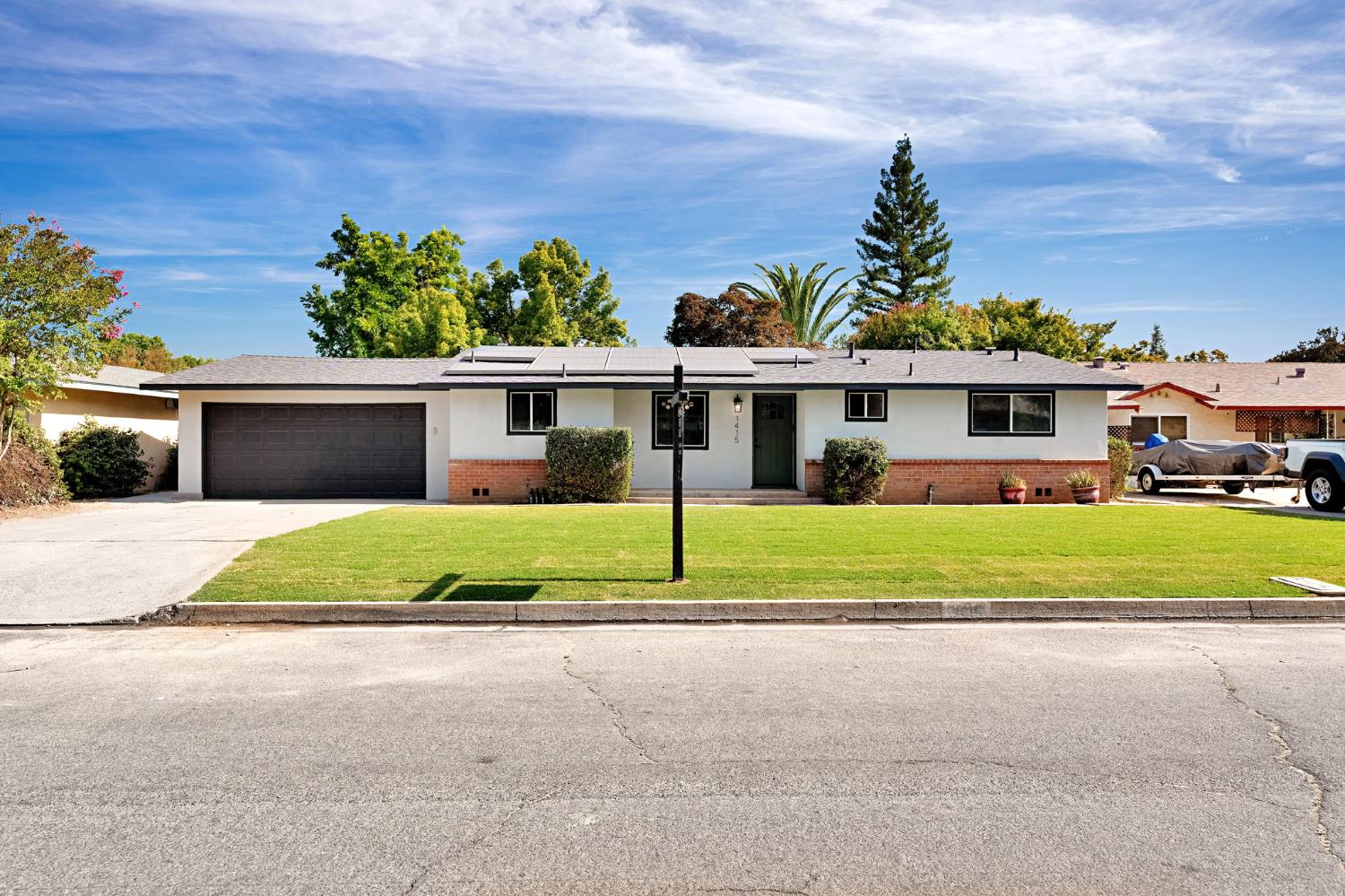 1415 Winter St, Kingsburg, CA 93631