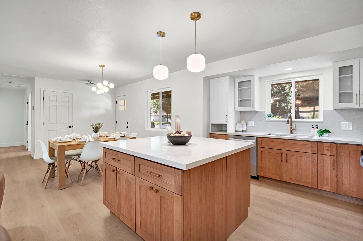 1415 Winter St, Kingsburg, CA 93631