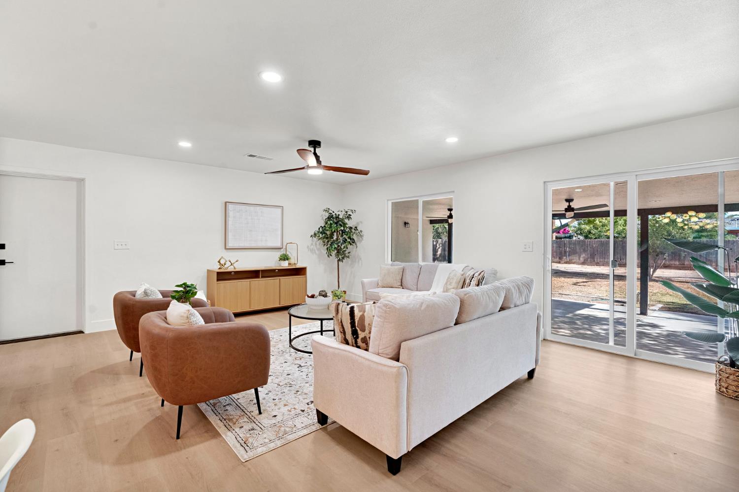 1415 Winter St, Kingsburg, CA 93631
