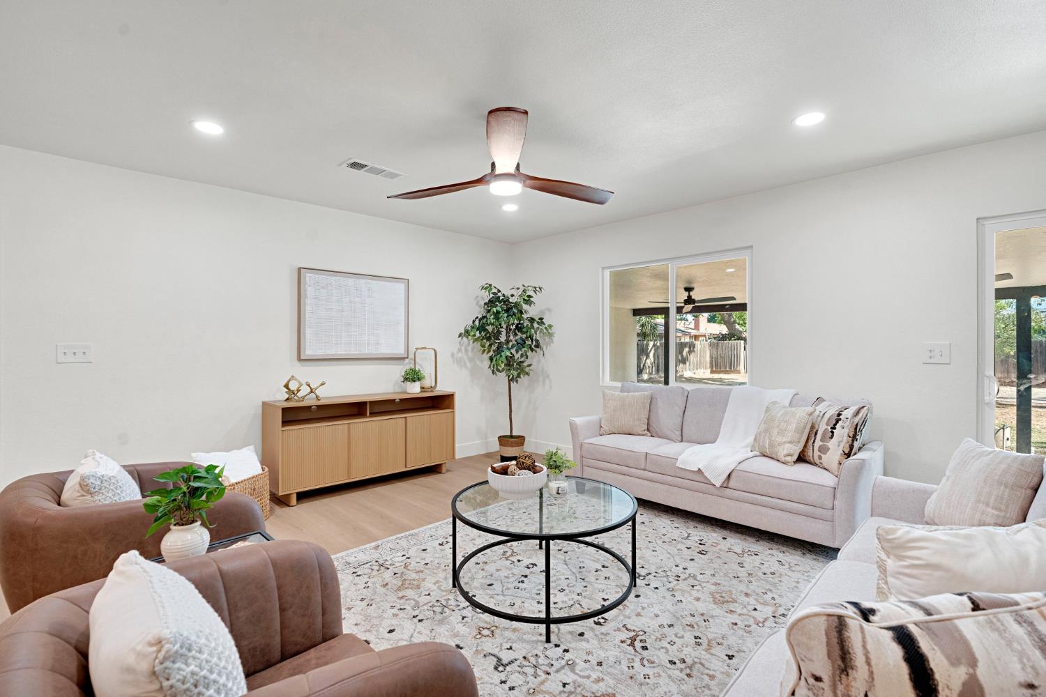 1415 Winter St, Kingsburg, CA 93631