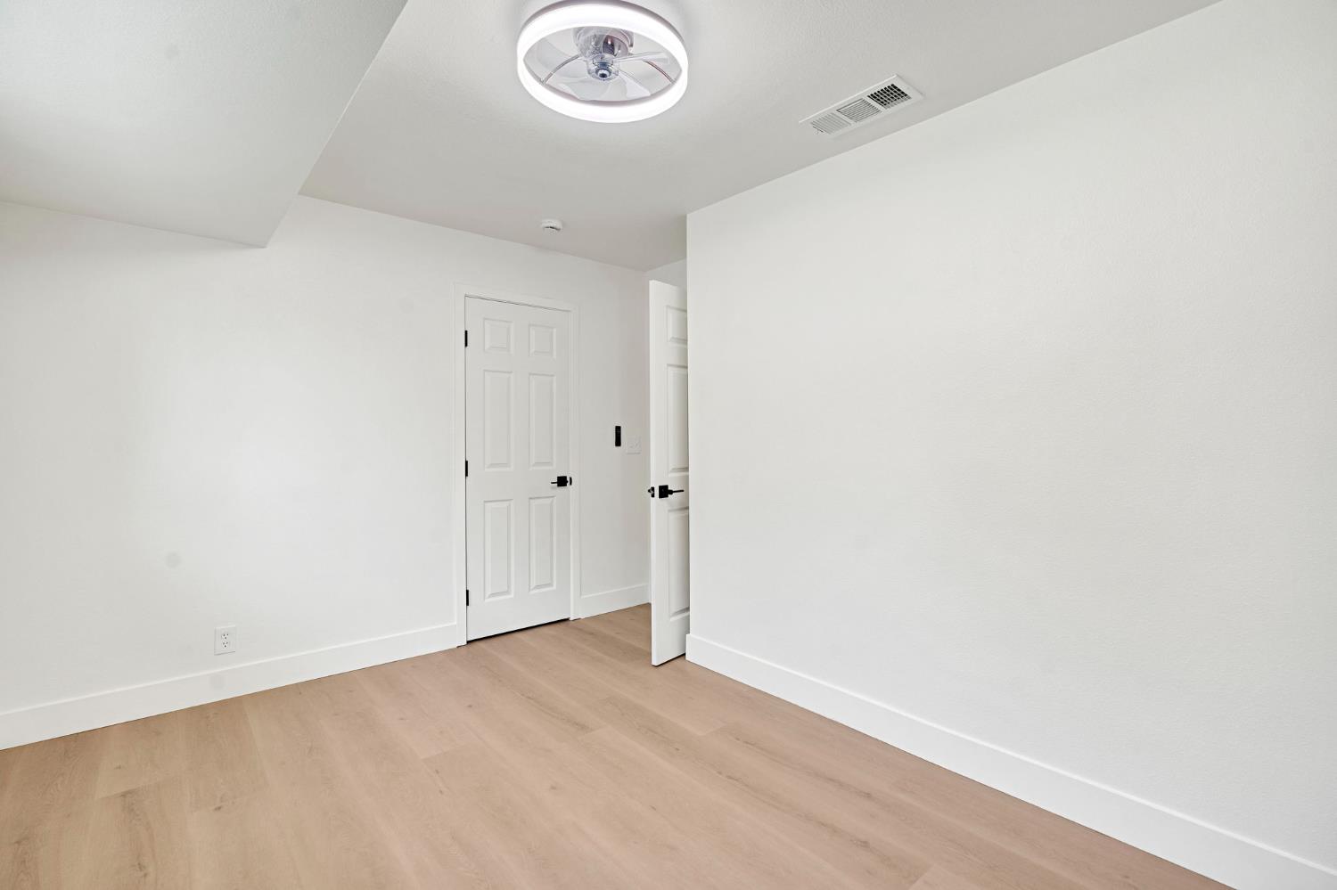 1415 Winter St, Kingsburg, CA 93631