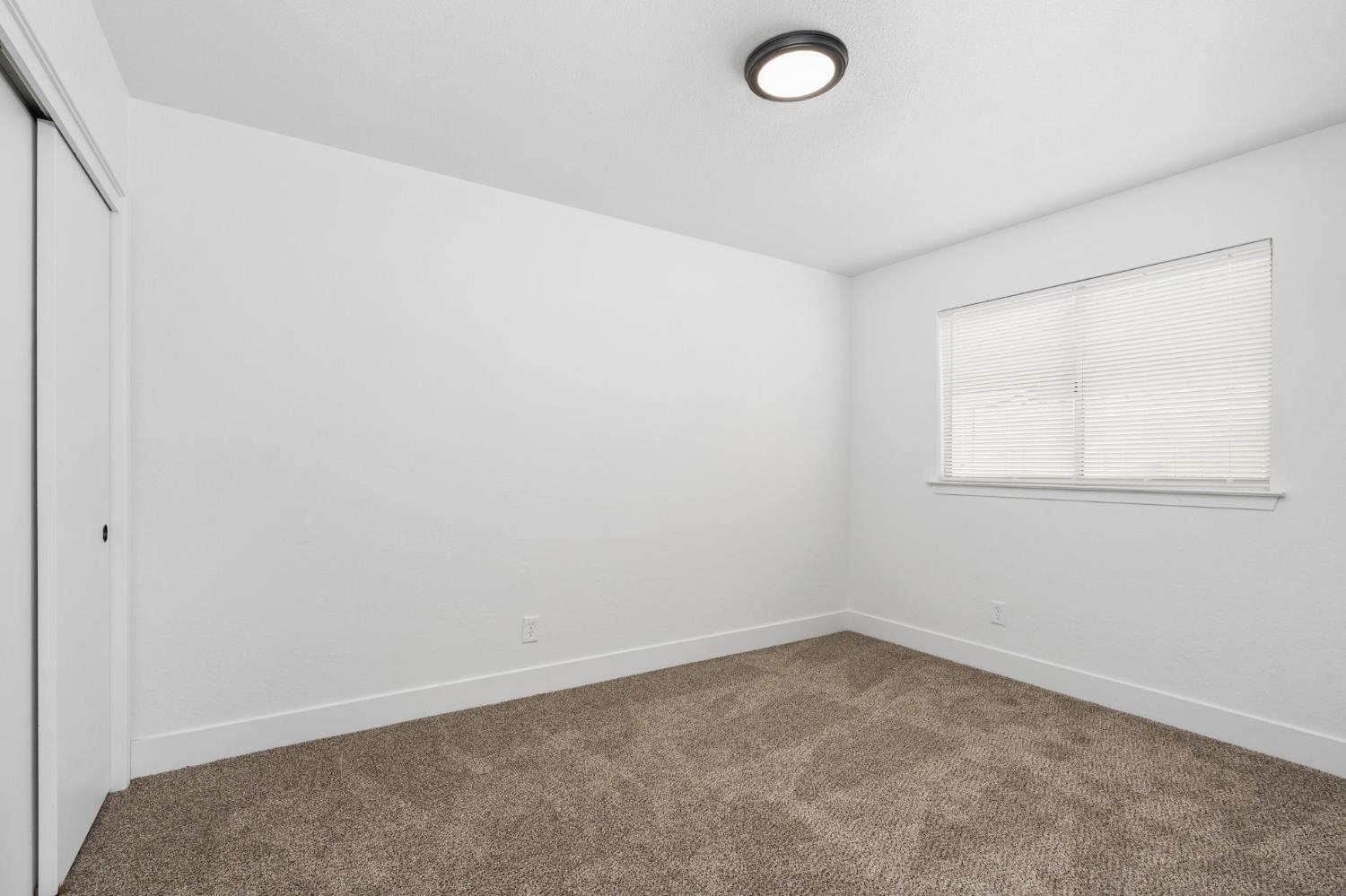 5339 W Swift Ave, Fresno, CA 93722
