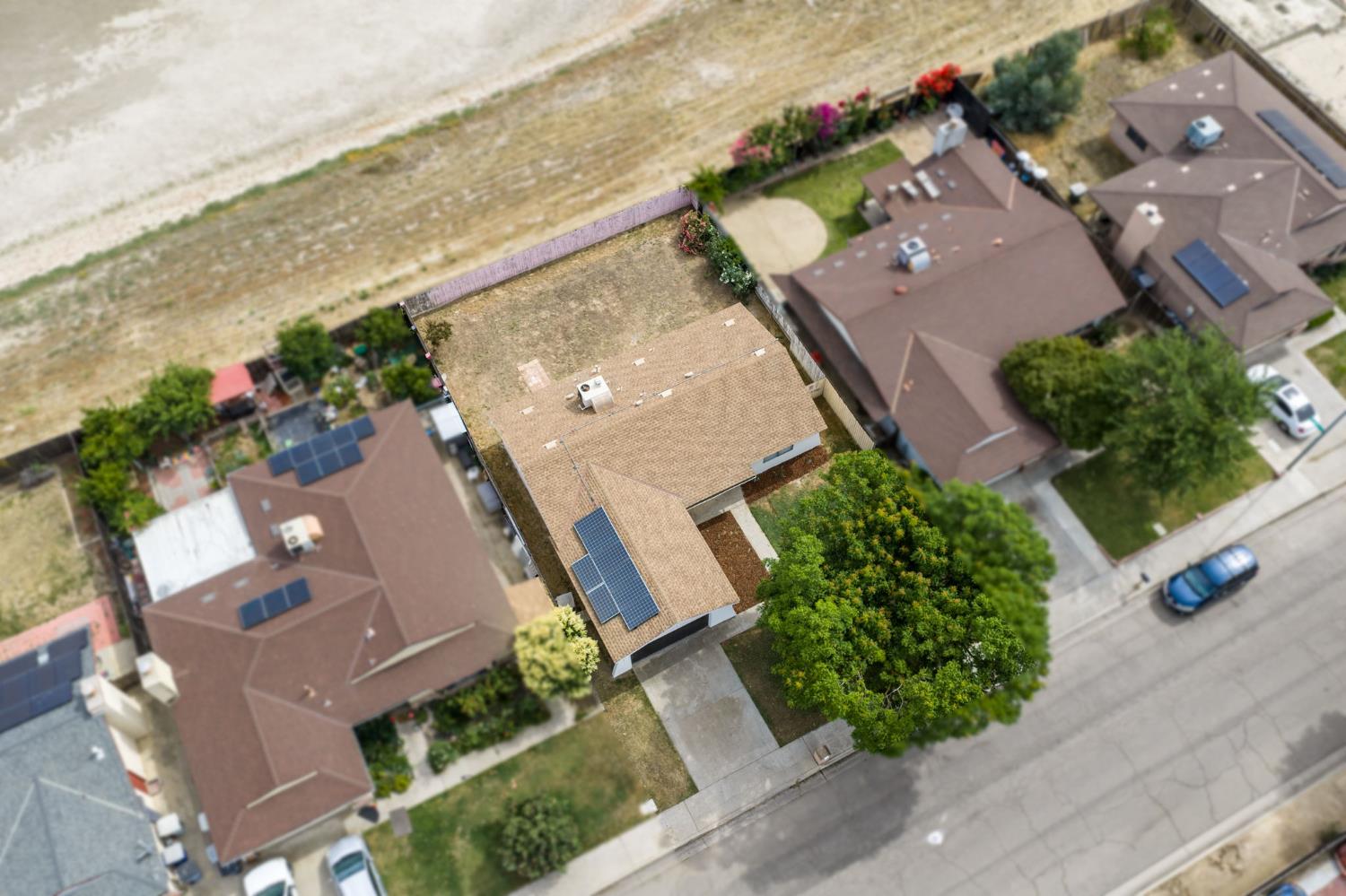 5339 W Swift Ave, Fresno, CA 93722