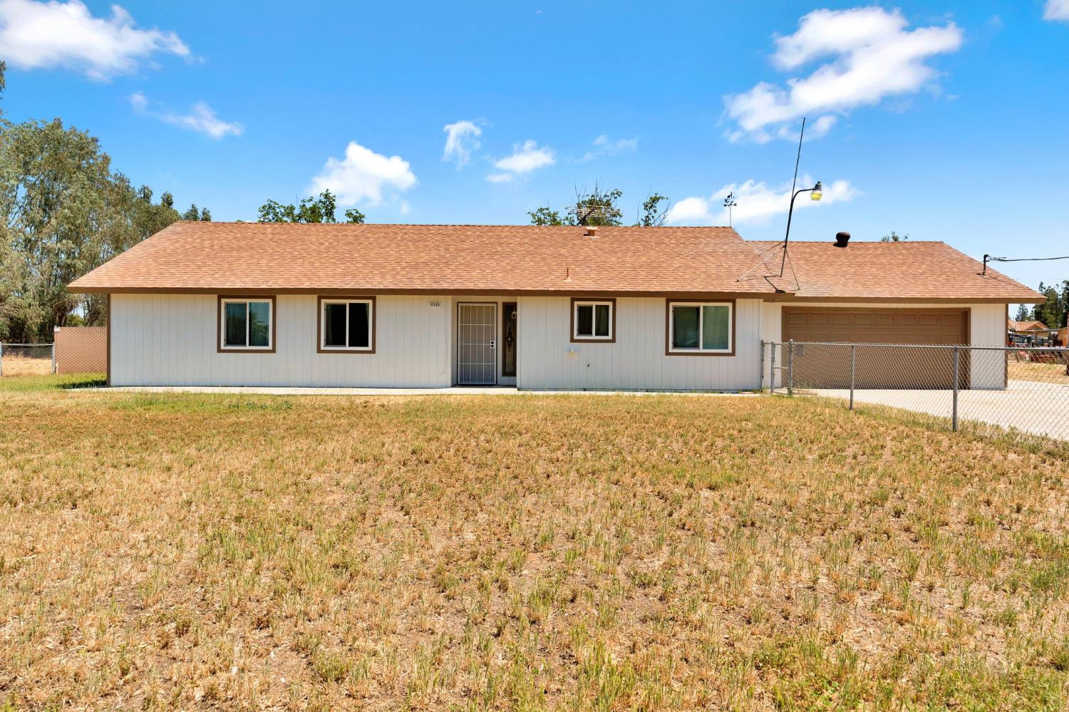 17563 Road 25, Madera, CA 93638