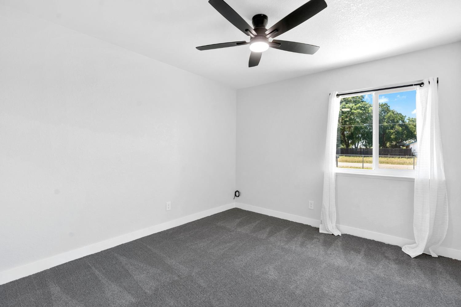 17563 Road 25, Madera, CA 93638