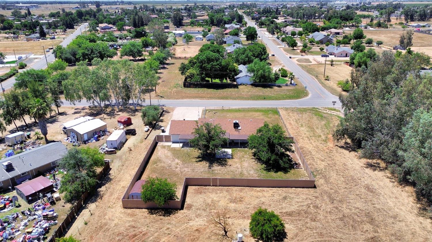 17563 Road 25, Madera, CA 93638
